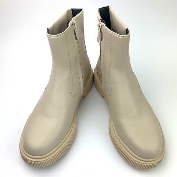 BRAND NEW without box Franco Sarto lug sole boot (size 9, fits small—like 7.5) - Picture 2 of 11